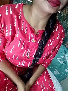 Snapshot of Shalini_telugu09 chatting on 06/26/26, 07:14 Shalini telugu09 online show from 06/26/26, 07:14