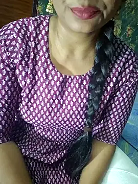 Snapshot of Shalini_telugu09 chatting on 10/22/25, 03:00 Shalini telugu09 online show from 10/22/25, 03:00