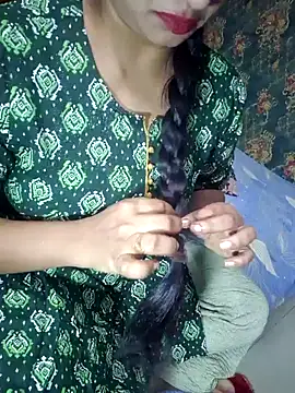 Snapshot of Shalini_telugu09 chatting on 06/15/26, 03:55 Shalini telugu09 online show from 06/15/26, 03:55