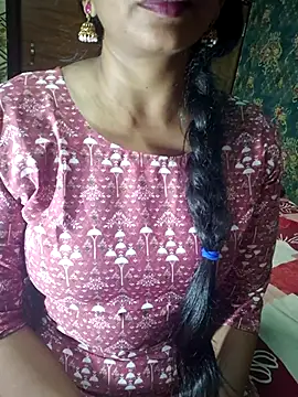 Snapshot of Shalini_telugu09 chatting on 09/21/25, 05:40 Shalini telugu09 online show from 09/21/25, 05:40