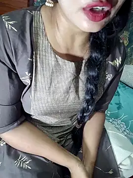 Snapshot of Shalini_telugu09 chatting on 06/27/26, 09:26 Shalini telugu09 online show from 06/27/26, 09:26