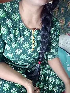 Snapshot of Shalini_telugu09 chatting on 06/29/26, 06:53 Shalini telugu09 online show from 06/29/26, 06:53