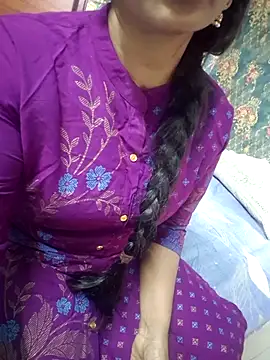 Snapshot of Shalini_telugu09 chatting on 06/16/26, 07:19 Shalini telugu09 online show from 06/16/26, 07:19
