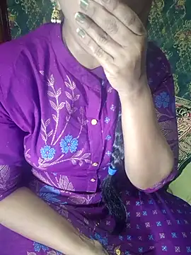 Snapshot of Shalini_telugu09 chatting on 02/10/26, 03:33 Shalini telugu09 online show from 02/10/26, 03:33