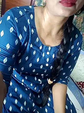 Snapshot of Shalini_telugu09 chatting on 06/07/26, 09:03 Shalini telugu09 online show from 06/07/26, 09:03