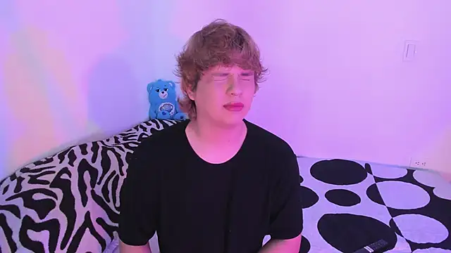 adam angelssss online show from 02/08/26, 04:10