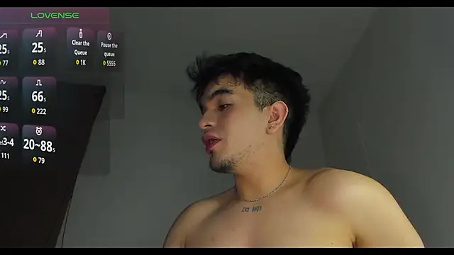 cmzo  online show from 11/15/25, 03:43