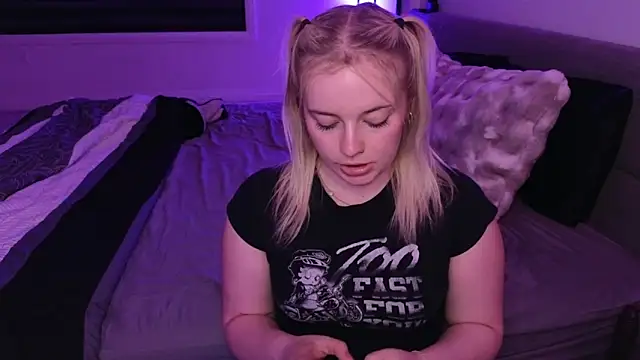 margot robbie7 online show from 05/29/26, 01:22