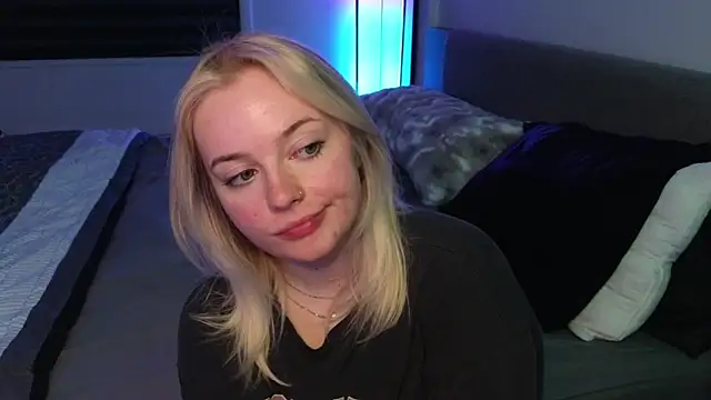 margot robbie7 online show from 04/16/26, 01:06