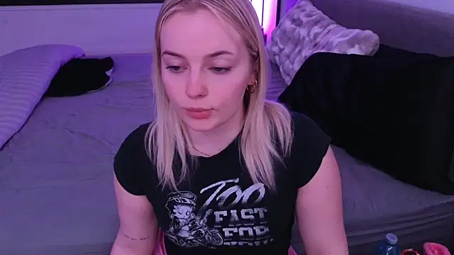 margot robbie7 online show from 05/15/26, 02:20