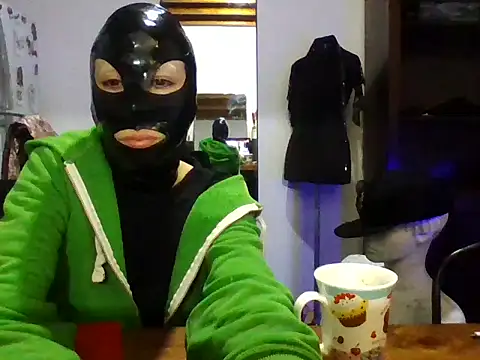 trixa online show from 06/19/26, 03:45