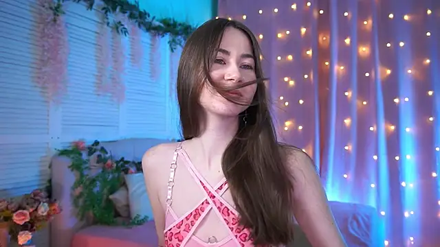 EvaMossi online show from 03/18/25, 06:06