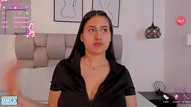 Snapshot of Hanna_Evans__ chatting on 11/02/25, 12:21 Hanna Evans online show from 11/02/25, 12:21