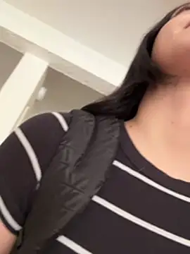 Snapshot of Rebbecawhite_meow chatting on 02/28/26, 03:44 Rebbecawhite meow online show from 02/28/26, 03:44