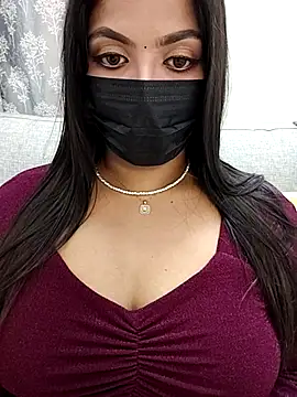 Snapshot of Tamil_hot_whiskey_girl chatting on 09/28/25, 03:19 Tamil hot whiskey girl online show from 09/28/25, 03:19