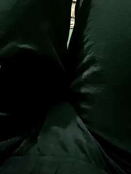 royall queen online show from 03/19/25, 08:45