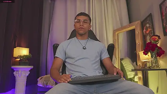 Colstorw  online show from 04/08/26, 10:06