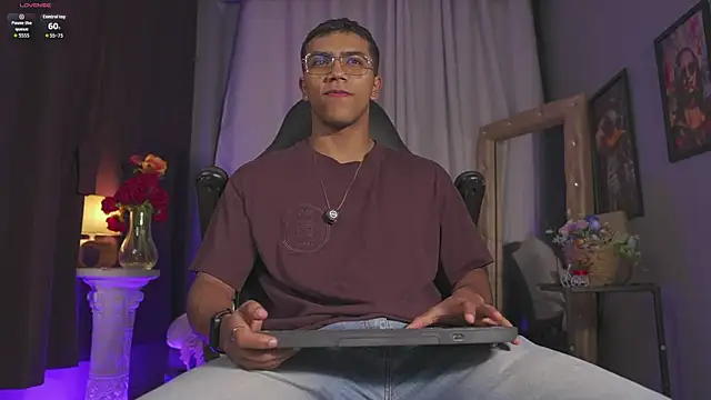 Colstorw  online show from 04/02/26, 10:00