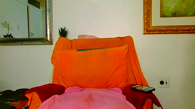 Snapshot of ModelZoee chatting on 05/30/26, 08:14 ModelZoee online show from 05/30/26, 08:14