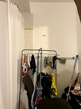 Renoirmonter online show from 12/22/25, 06:02