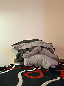 Renoirmonter online show from 04/30/26, 01:40