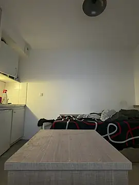 Renoirmonter online show from 05/05/26, 02:20