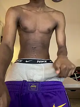 Renoirmonter online show from 02/11/26, 02:06