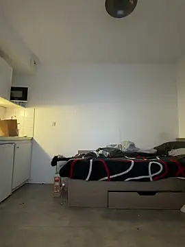Renoirmonter online show from 04/27/26, 05:49