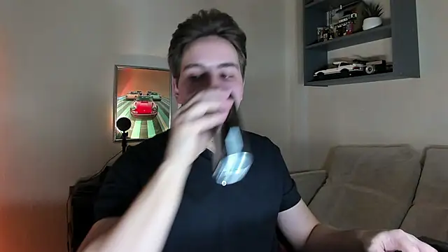 Snapshot of Eric_ether chatting on 11/13/25, 08:02 Eric ether online show from 11/13/25, 08:02