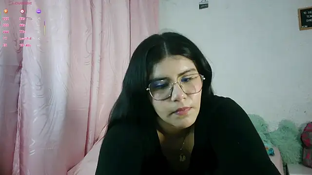 Snapshot of jmjasdinffn chatting on 09/21/25, 04:50 jmjasdinffn online show from 09/21/25, 04:50