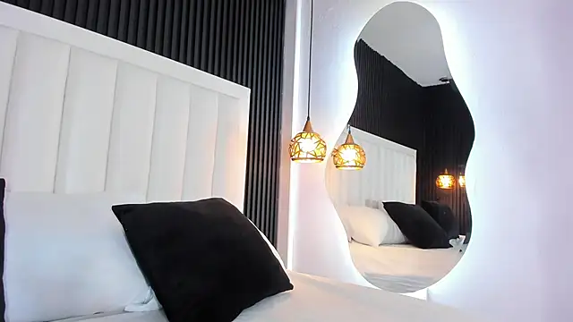 MartinaGracex online show from 11/28/25, 10:54