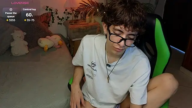 Matty Sparkk online show from 05/24/26, 01:33