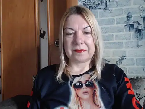 Lillia Ray online show from 03/18/26, 08:50