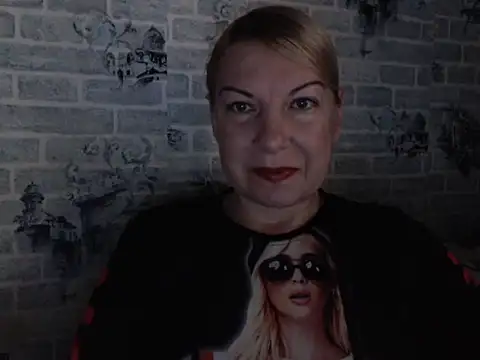 Lillia Ray online show from 10/19/25, 06:16