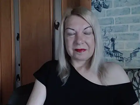 Lillia Ray online show from 05/23/26, 08:46