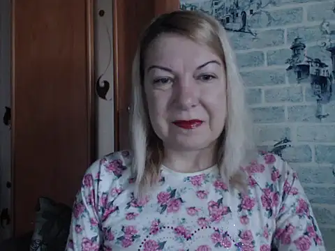 Lillia Ray online show from 03/10/26, 06:50