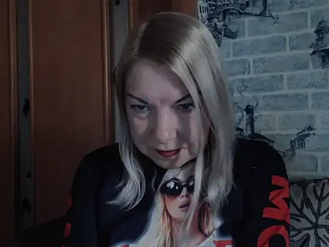 Lillia Ray online show from 04/24/26, 09:33