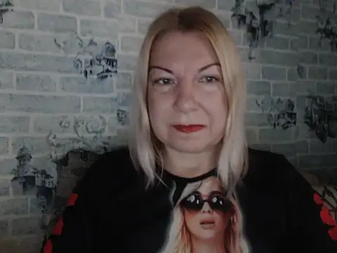 Lillia Ray online show from 11/08/25, 10:30