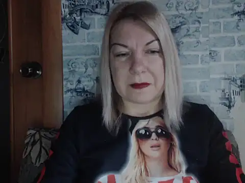 Lillia Ray online show from 01/06/26, 06:17