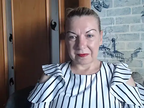 Snapshot of Lillia_Ray chatting on 06/27/26, 12:22 Lillia Ray online show from 06/27/26, 12:22
