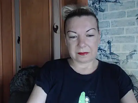 Snapshot of Lillia_Ray chatting on 06/25/26, 06:18 Lillia Ray online show from 06/25/26, 06:18