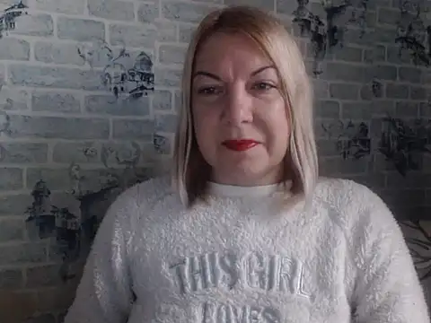 Lillia Ray online show from 12/20/25, 11:02