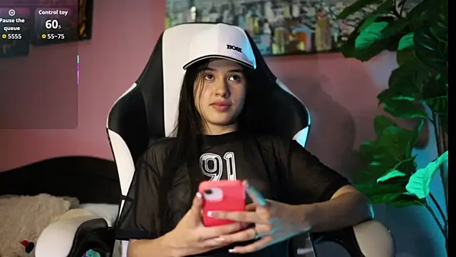 Danaa Rouse online show from 12/14/25, 08:14