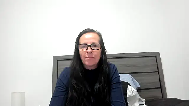 peachgoddess online show from 10/04/25, 03:41