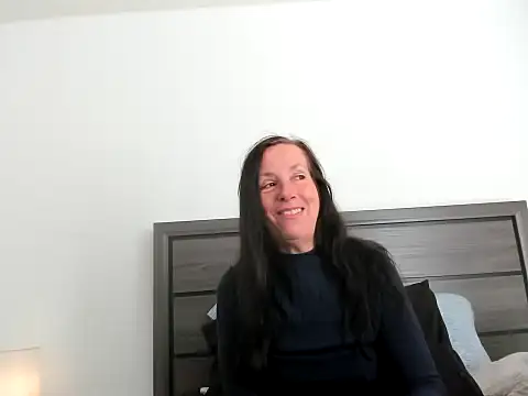 peachgoddess online show from 11/02/25, 03:28