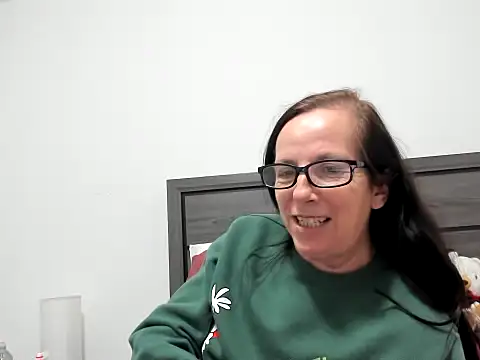 peachgoddess online show from 12/04/25, 03:05