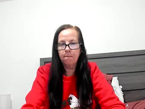 peachgoddess online show from 12/01/25, 01:45