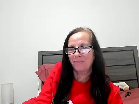 peachgoddess online show from 12/17/25, 04:06