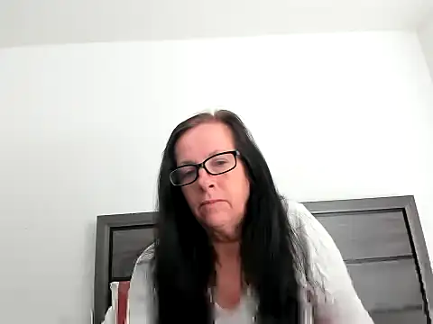 peachgoddess online show from 11/22/25, 02:16