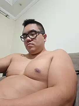 awesometeacher33 online show from 05/19/26, 04:47